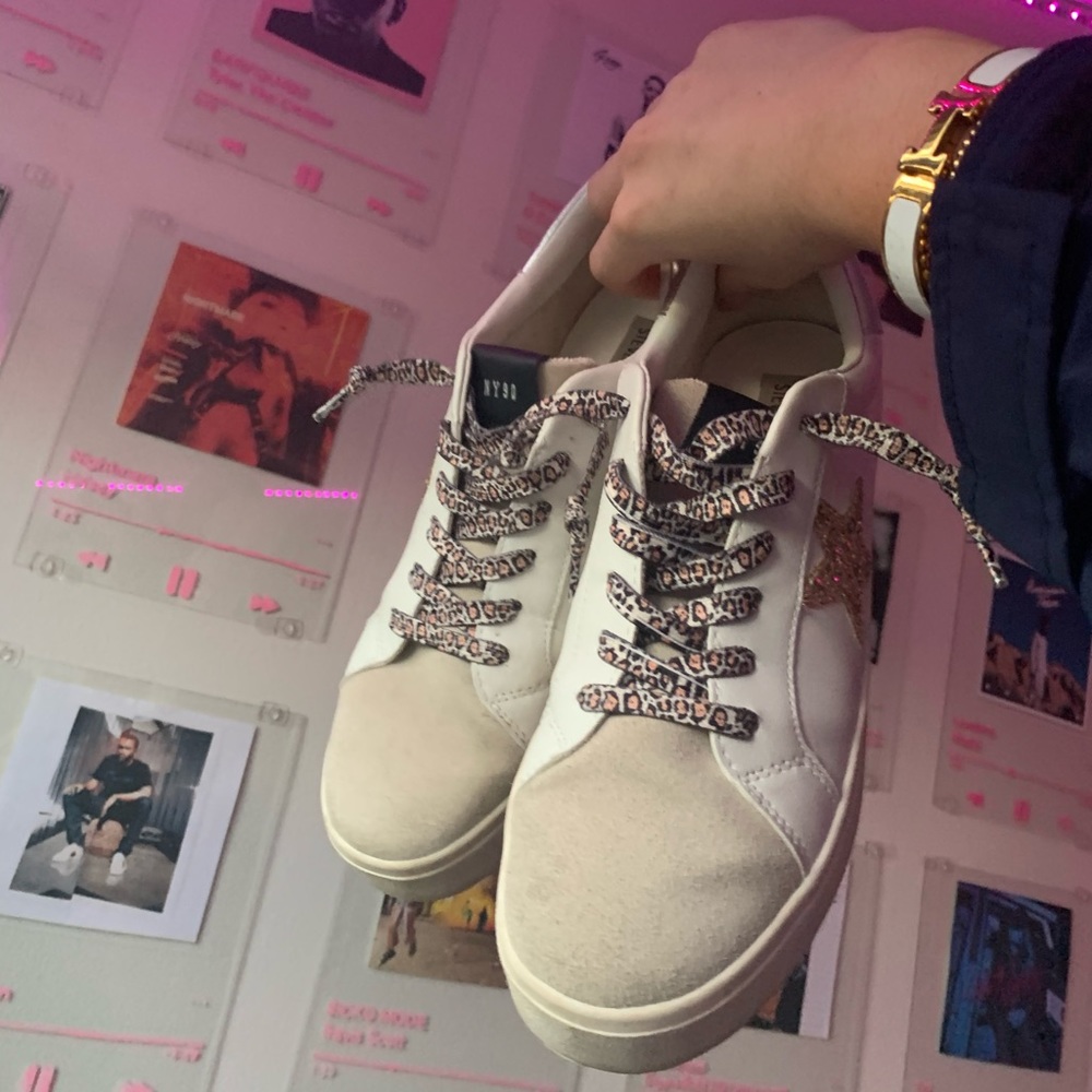 steve madden star sneaker